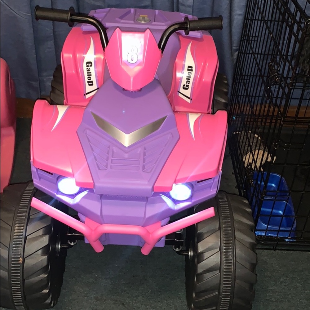 Kids 4 wheeler